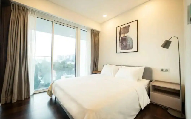 Serenity Sky Suites in Distrist 3