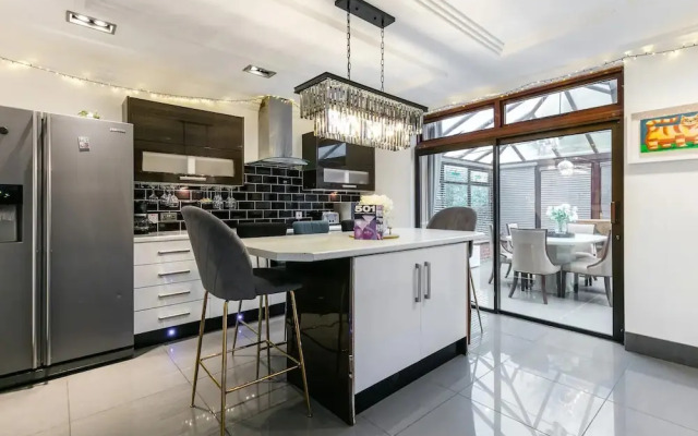 The Cool Belfast Home