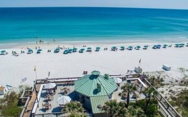 The Crown 3 Bedrooms 3 Bathrooms Condo