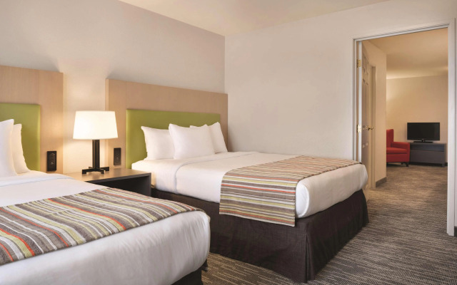 Country Inn & Suites by Radisson, Galena, IL