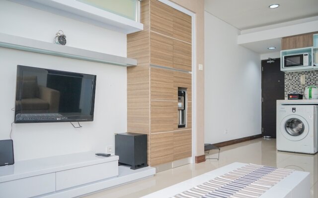 Homey and Modern Tamansari Semanggi 2BR Apartment