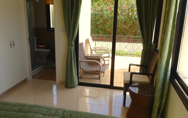 Villa Panorama - Stunning views in villa with hot tub, pool, garden