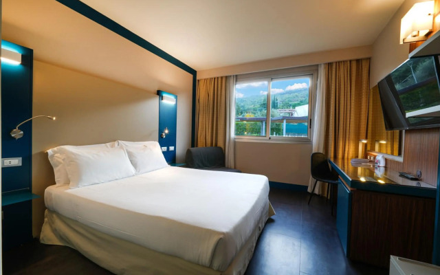 La Meridiana Bleisure Hotel