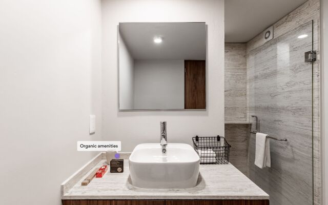 Casai Roma | 2BR | Vast Condo