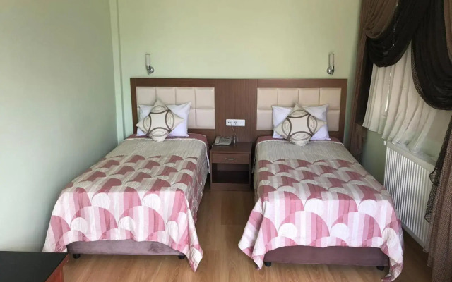 Hivas Hotel