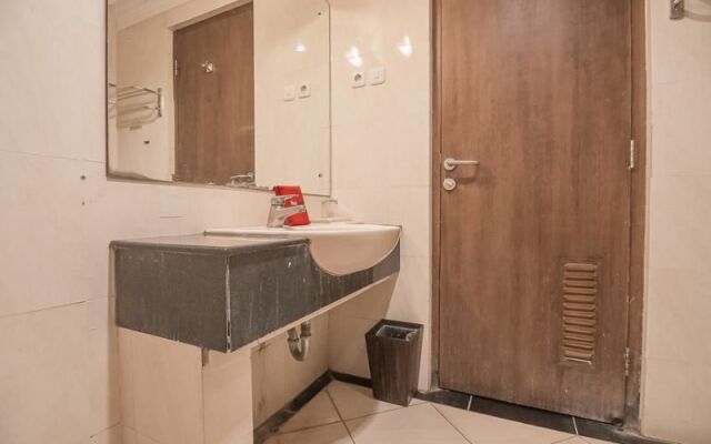 RedDoorz Premium Syariah @ Semarang City Center
