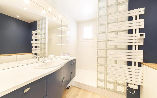 Maison moderne 8p avec double salon - Arzon