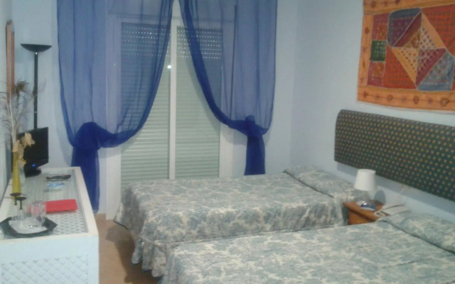 Hostal Alhaja Playa