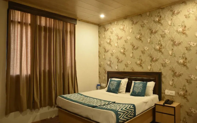 Itsy Hotels Crystal Palace Shimla With Valley View