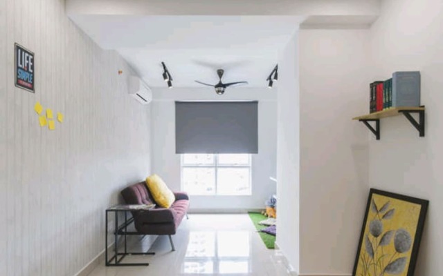 Mansion One Suites by Merlene