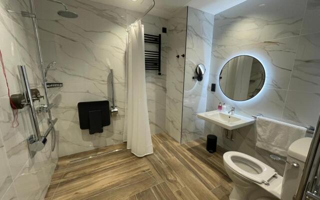 Tynecastle Park Hotel