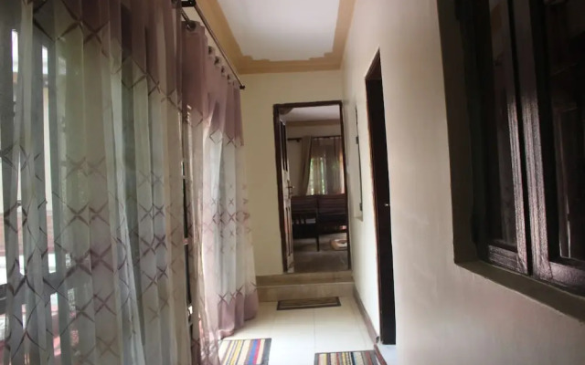 Montane Safaris Hotel