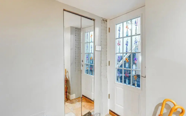 Walkable Poughkeepsie Apartment w/ Shared Yard!