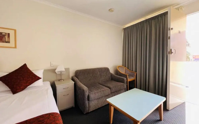 Unwind Glenelg Studio Apartment no 31