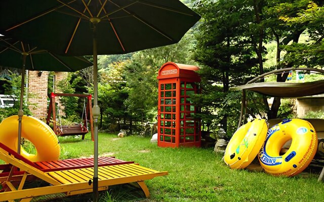 Gapyeong Moonlight View Pension