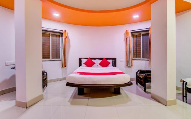 OYO 60908 Hotel Sai Lodging