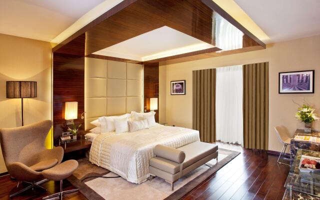 Radisson Blu Plaza Delhi Airport