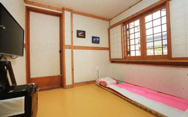 Saekdongjeogori Guesthouse