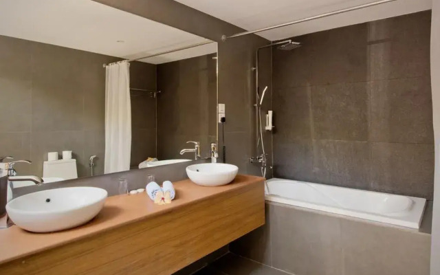 Eriyadu Island Resort