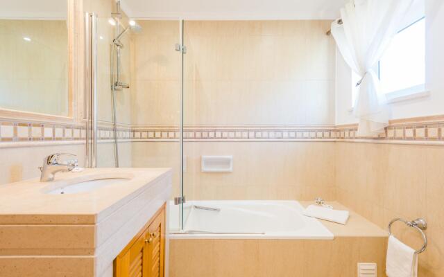 Boavista Golf and Spa Resort - Luxury Villa