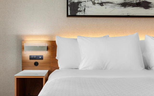 Cambria Hotel Austin Airport