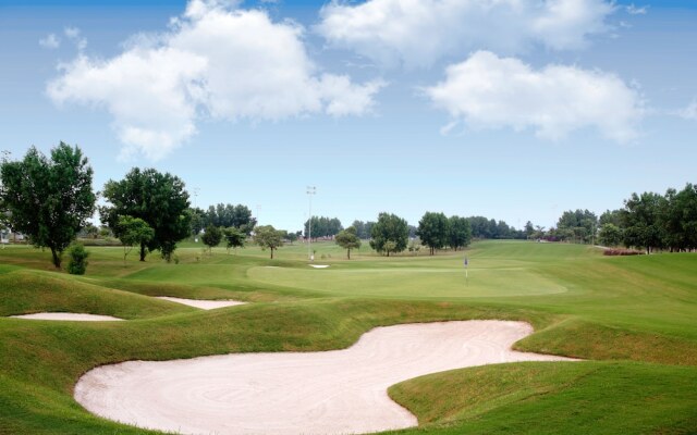 Defence Raya Golf & Country Club