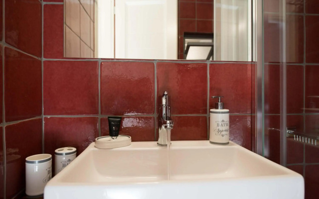 Athina Exquisite Houses