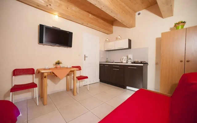 Domki Całoroczne Ajna Park