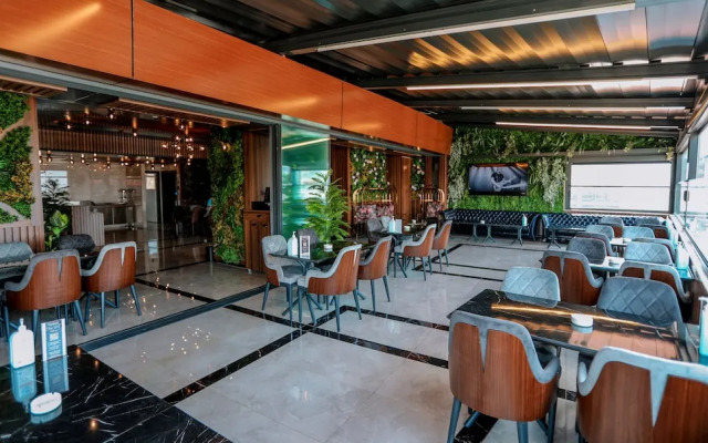 Class Suit Hotel