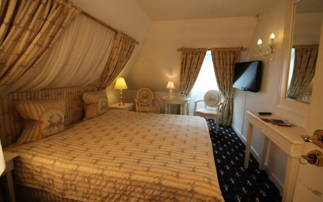 Store Restrup Slotshotel