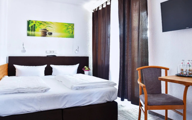Mainbogen Hotel