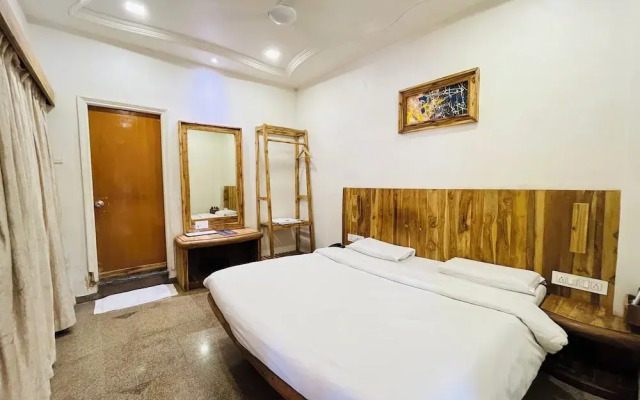 Hotel Shripad Continental