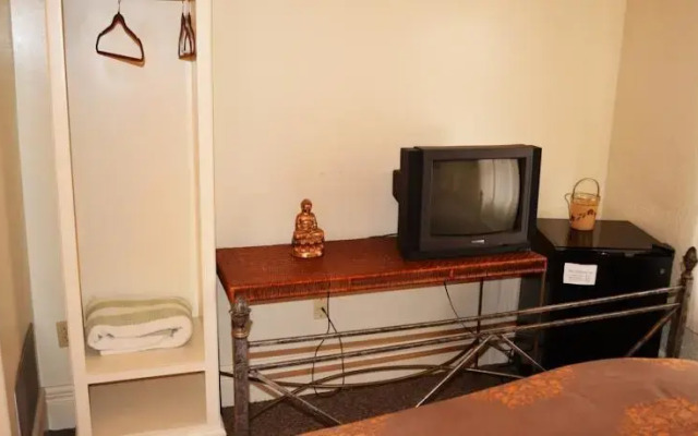 Jailhouse Inn
