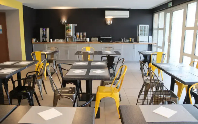 Comfort Aparthotel Six-Fours