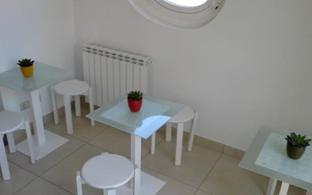 Bedrooms BB