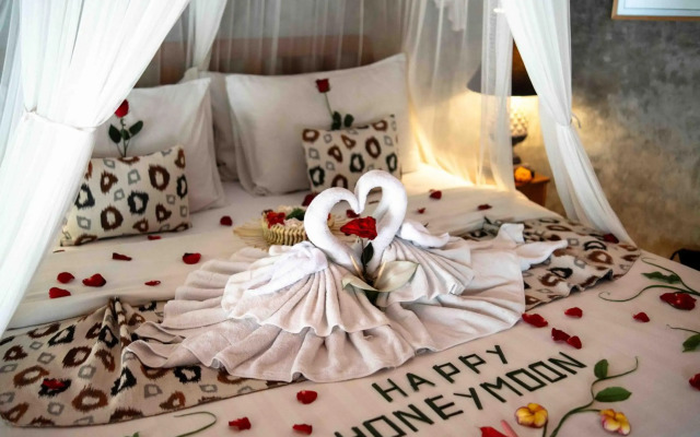 The Sender Pool Suite