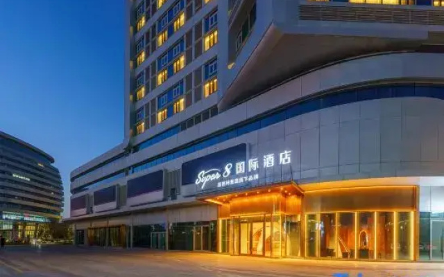 Super8 International Hotel (Urumqi High-speed Railway Station Branch)