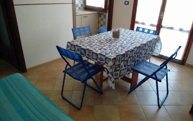 Bright Flat 30mt From the Beach