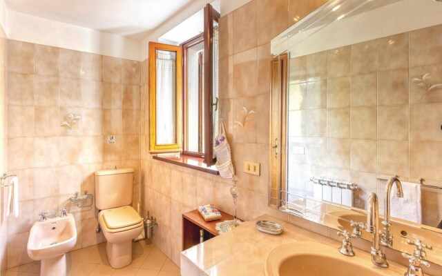 Beautiful Apartment in Marignana With 2 Bedrooms and Wifi