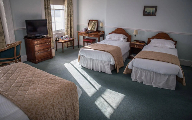 The Queens Hotel