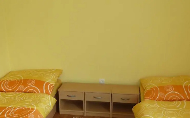 Holiday home Akacfa utca