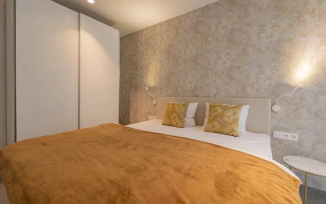 Apartment in Nieuwpoort With Balcony