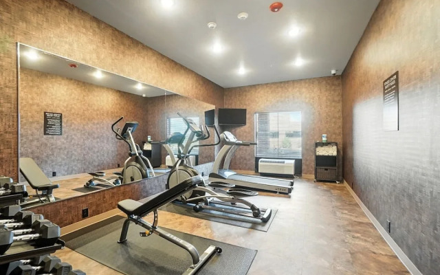 Cobblestone Hotel & Suites-Bellefontaine