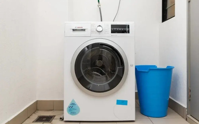 Deluxe 4BR KLCC Suite by GuestReady