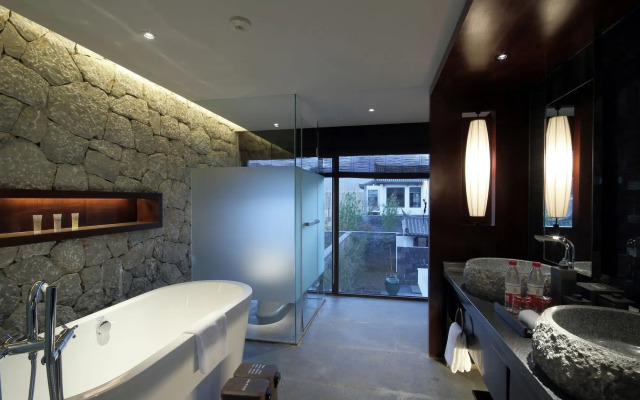 Pullman Lijiang Resort and Spa