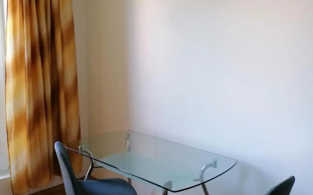 Sunny Day 6 Apartment