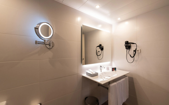 Atenea Rekord Suites