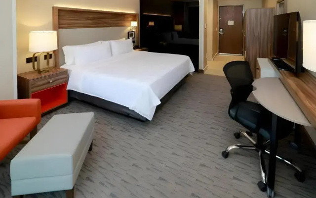 Holiday Inn Hotel and Suites Mexico Felipe Angeles Airport by IHG