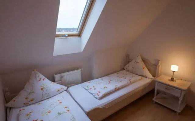 Lighthouse Modern Retreat