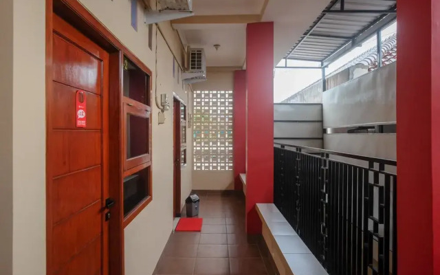 RedDoorz Syariah near Perempatan Kartasura